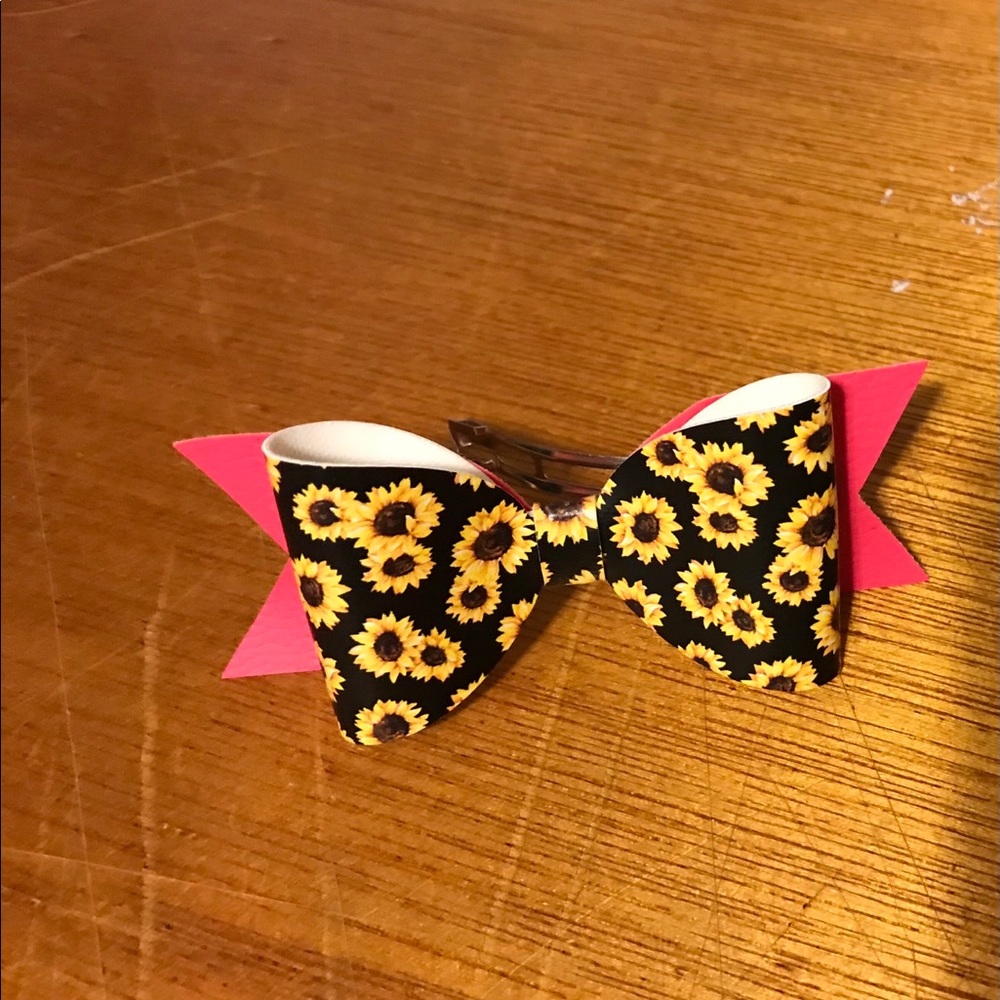 Little girl bow